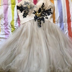 Alex and Sophia Windsor Dress